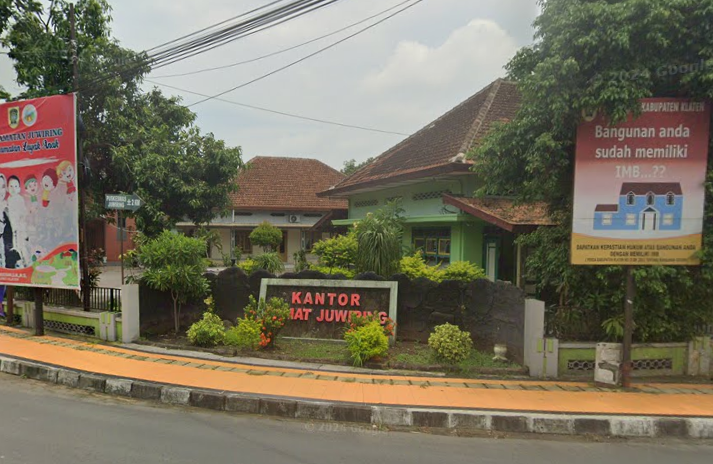 Kantor Camat Juwiring