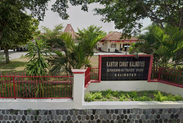 Kantor Camat Kalikotes