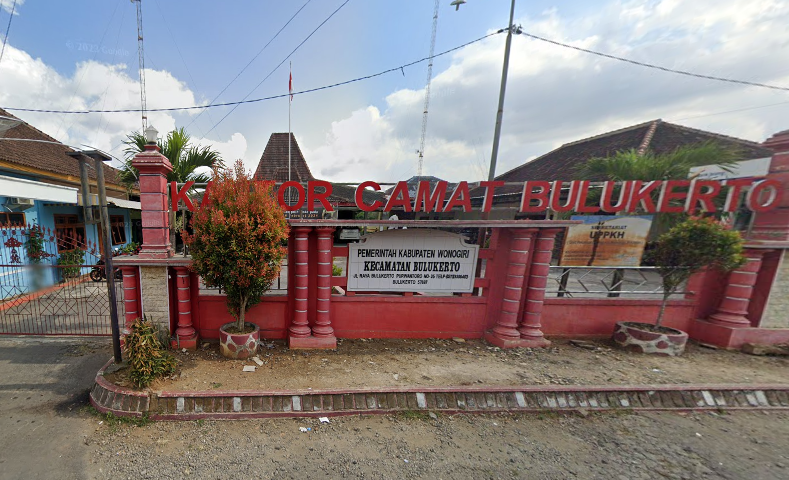 Kantor Camat Bulukerto